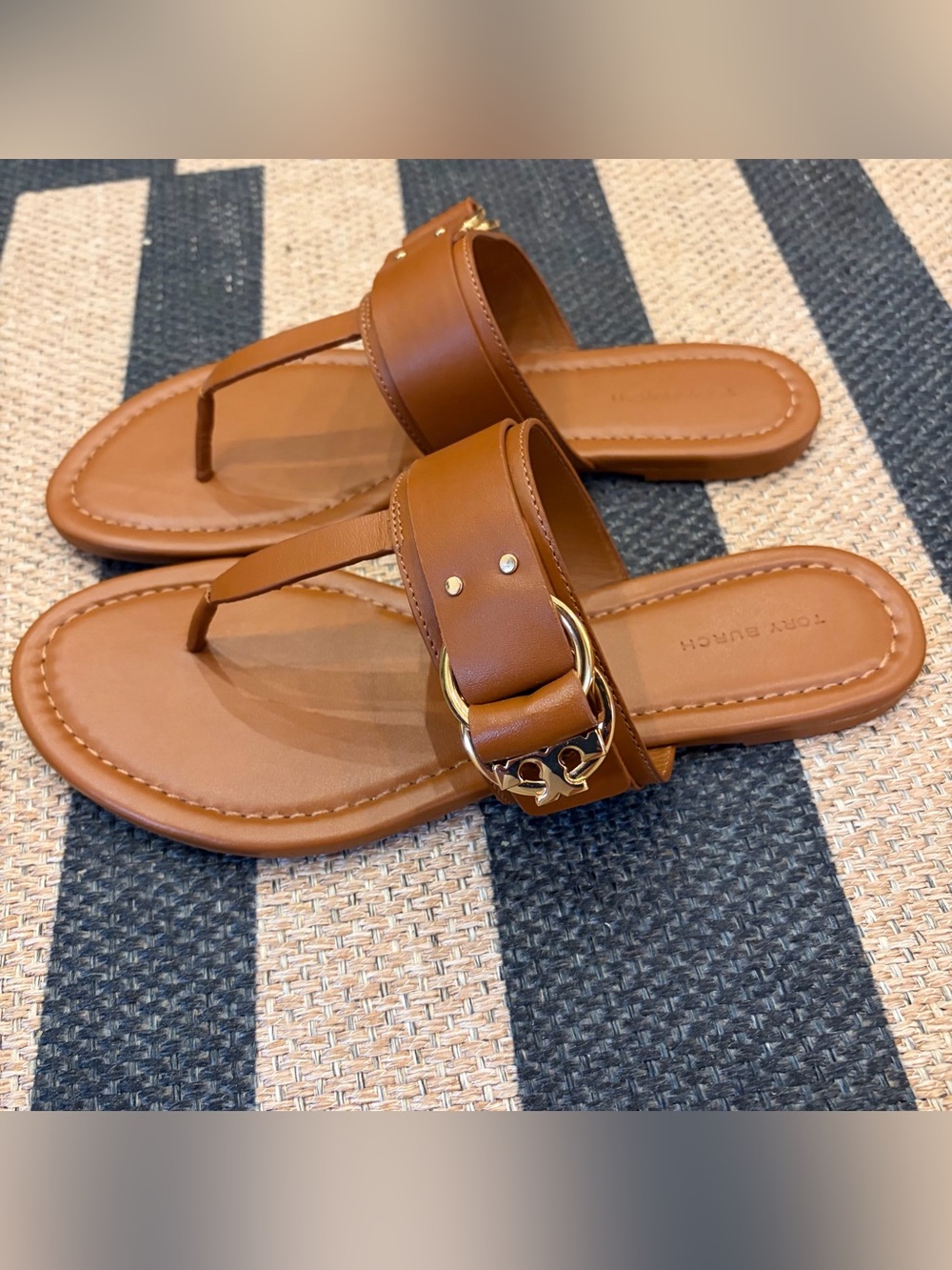 NWT Tory Burch Marsden Flat Thong Sandal in Tan Leather - Picture 6 of 8